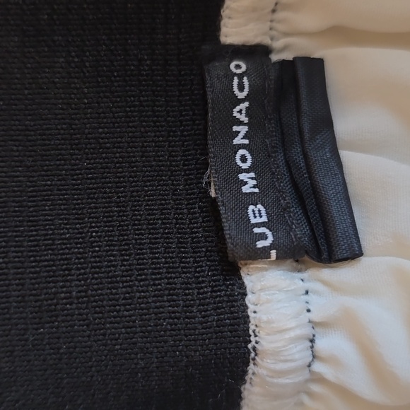 Club Monaco circle and skater silk skirt - Picture 3 of 4